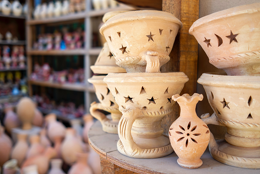 photo of nizwa, oman, pottery and handmade in Nizwa, Oman